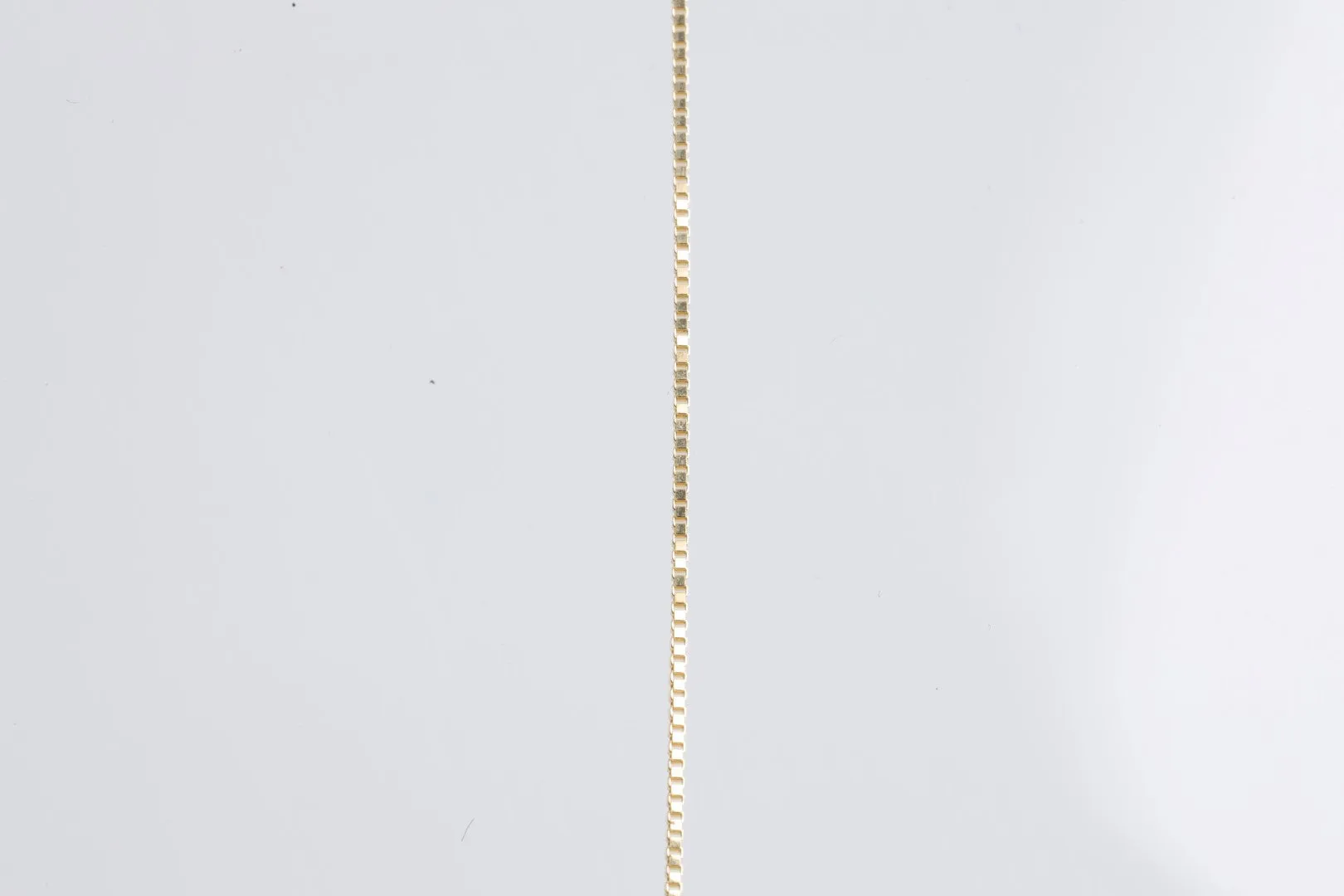 18" 18k Yellow Gold Bar Pendant Necklace (2.05g.)