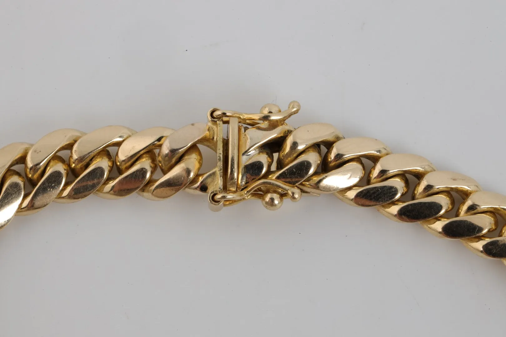 7.5" 14k Yellow Gold Curb Chain Bracelet (36.11g.)