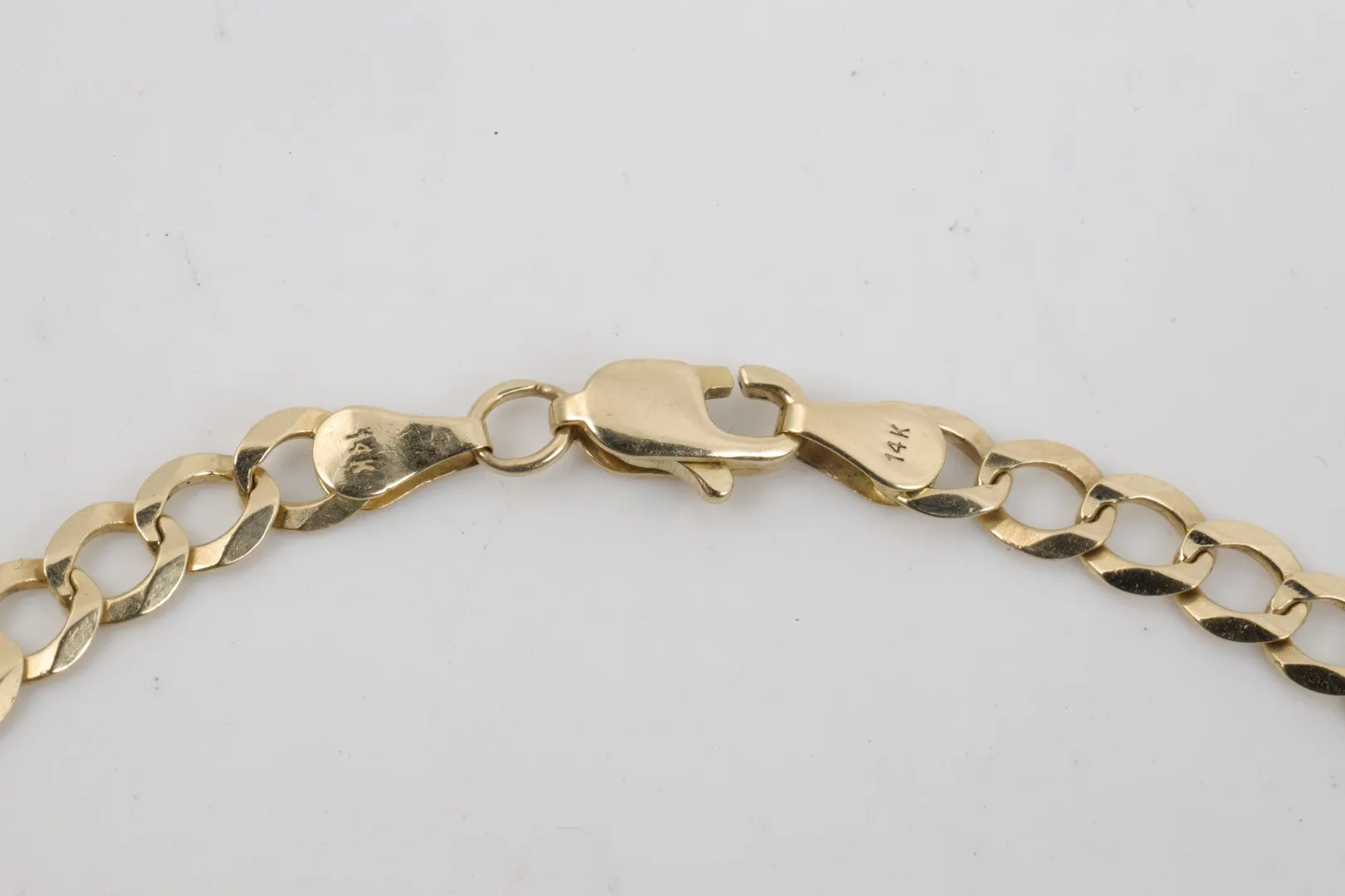 9" 14k Yellow Gold Curb Chain Bracelet (5.34g.)