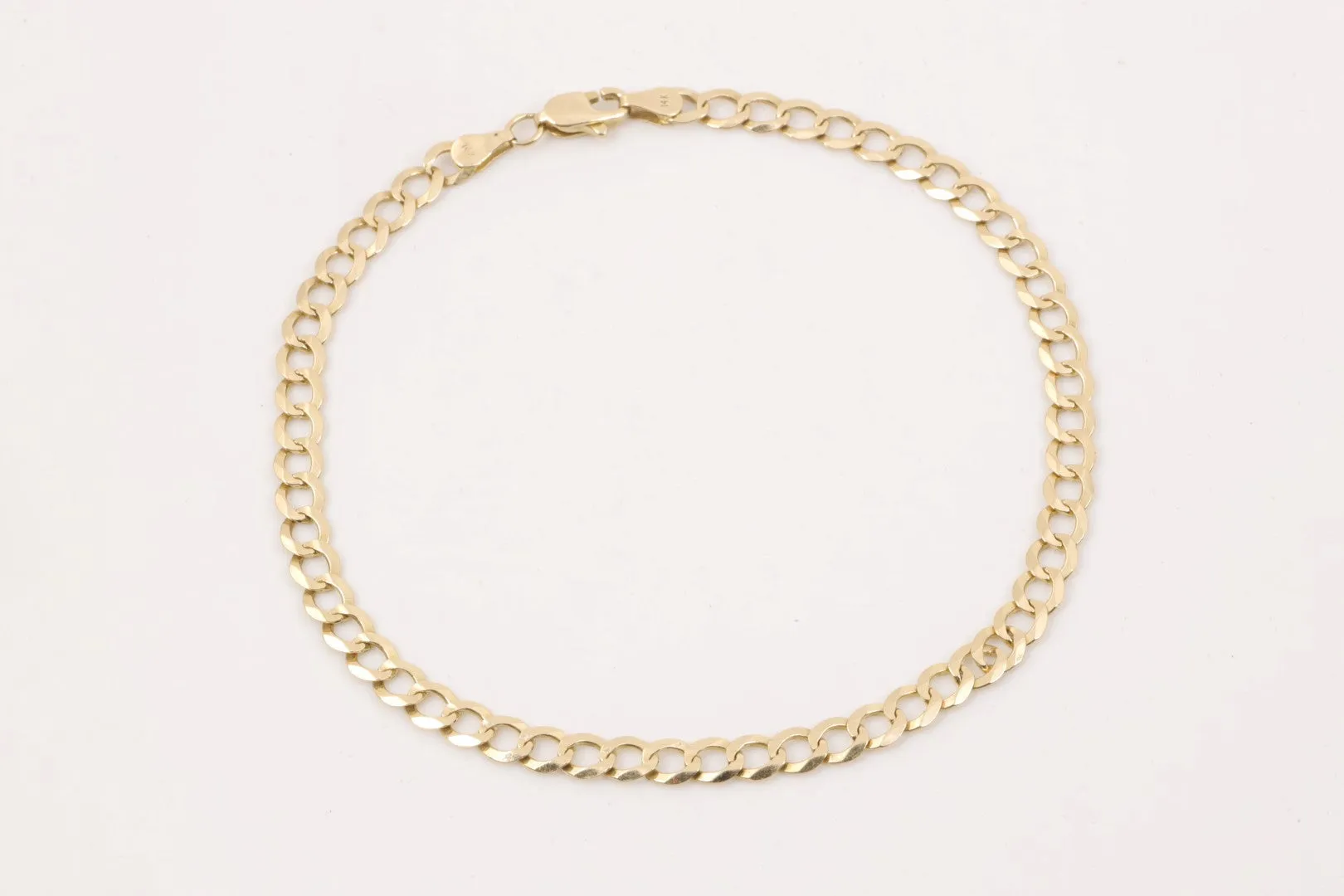 9" 14k Yellow Gold Curb Chain Bracelet (5.34g.)