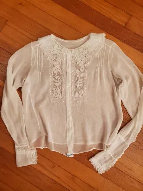 Antique Blouse in Cream With Lace and Pintucks - xs, sm