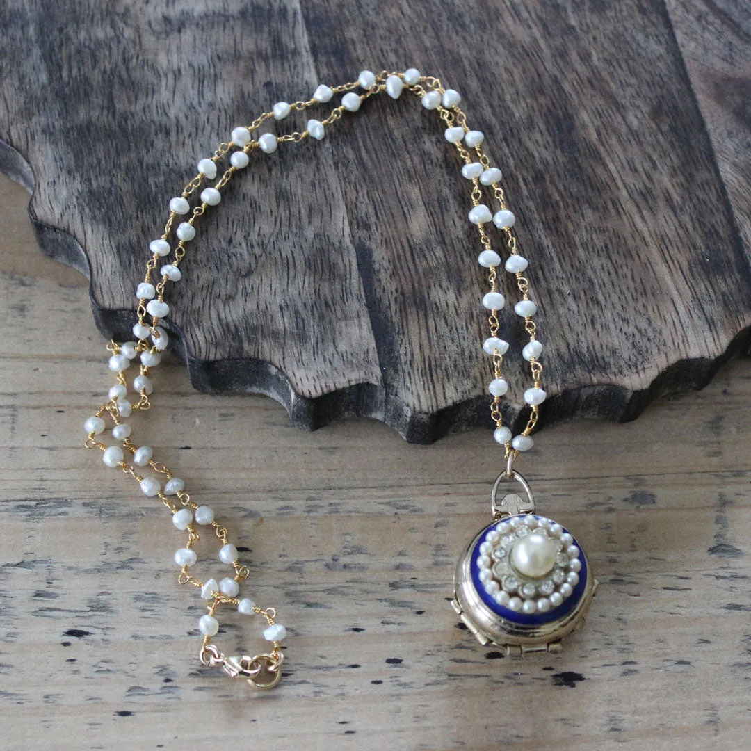 Blue Coro Pearl Locket