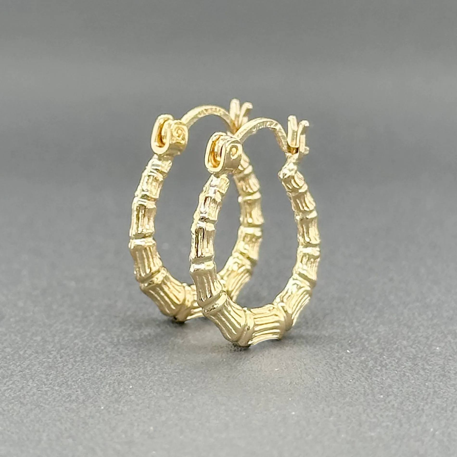 Estate 14K Y Gold 15.61mm Small Bamboo Hoop Earrings