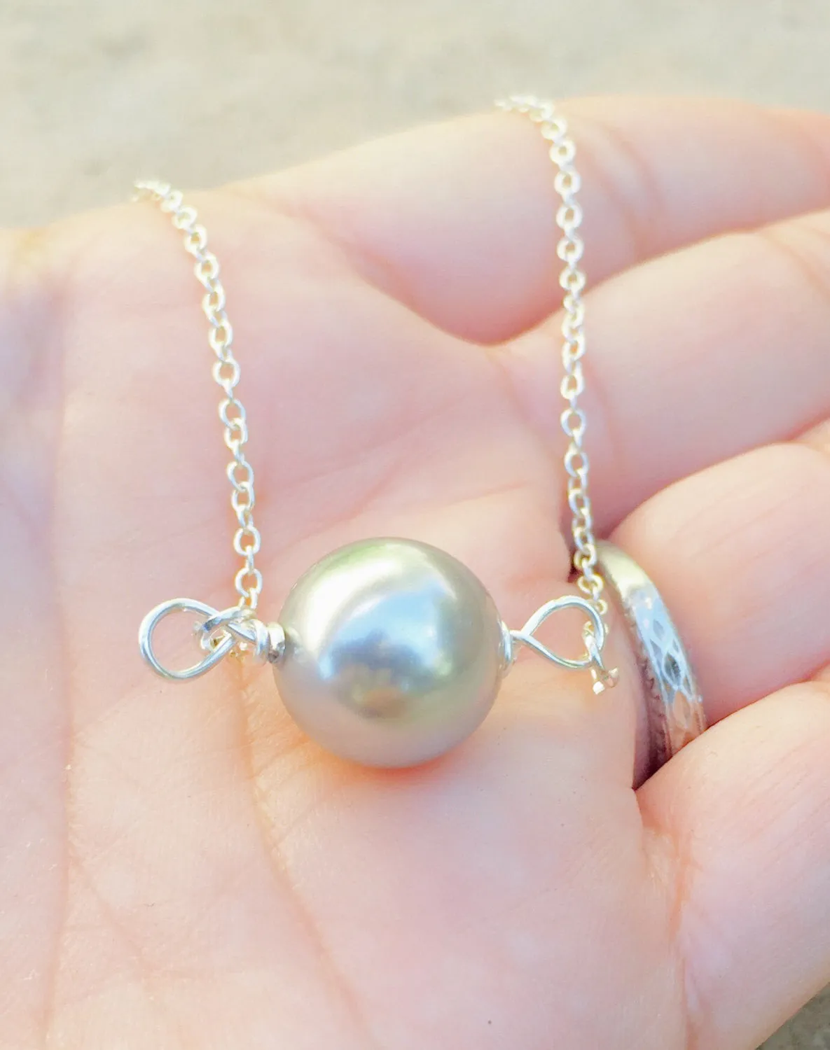 Floating Pearl Necklace, Pearl Necklace , Classic Pearl Necklace, Urban Pearl, Hawaiian Jewelry, natashaaloha