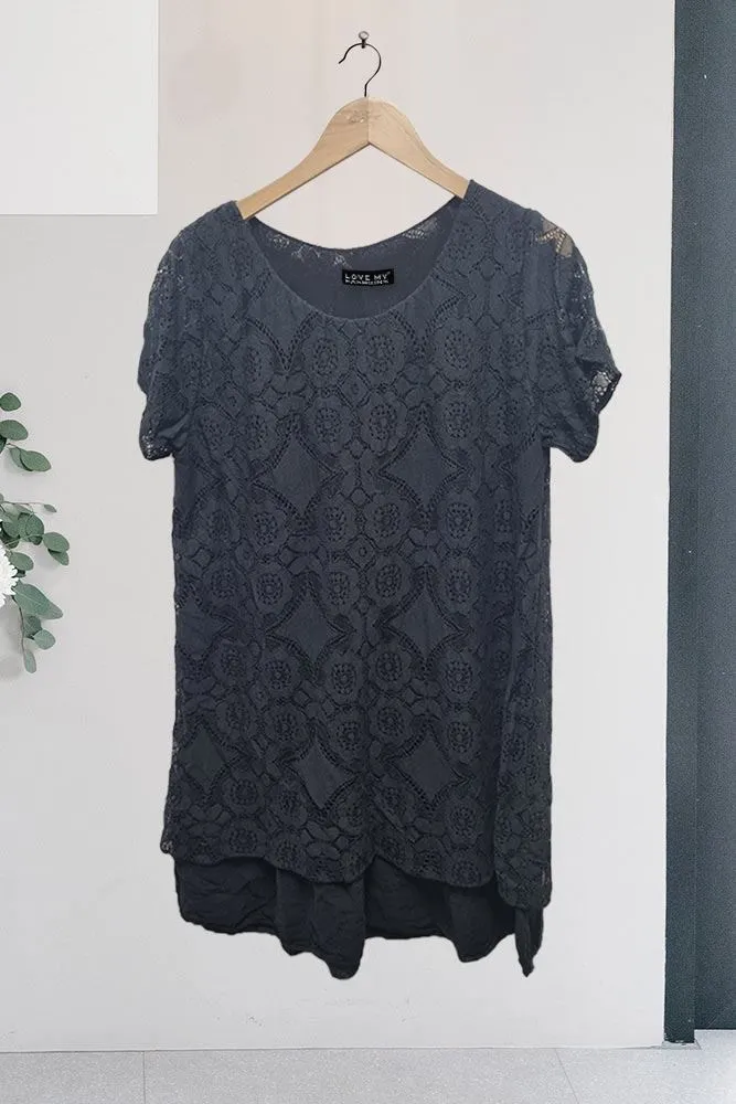 Geometric Pattern Mesh Lace Dip Hem Top