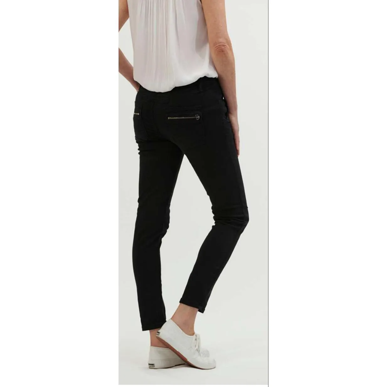 Italian Star Black Button Jeans