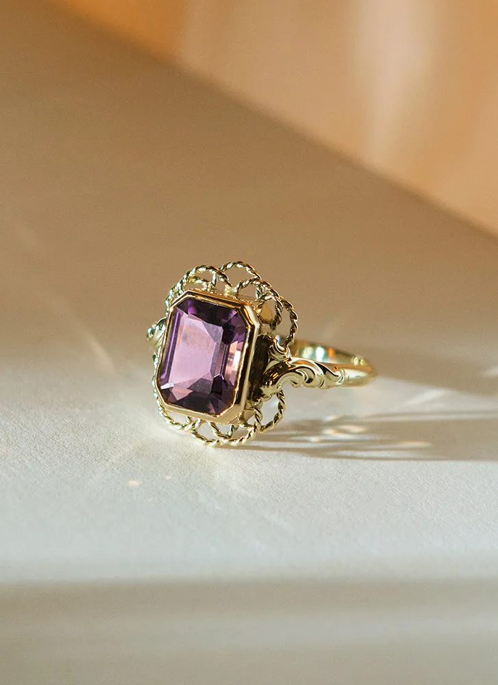 Leonis amethyst ring 14k gold