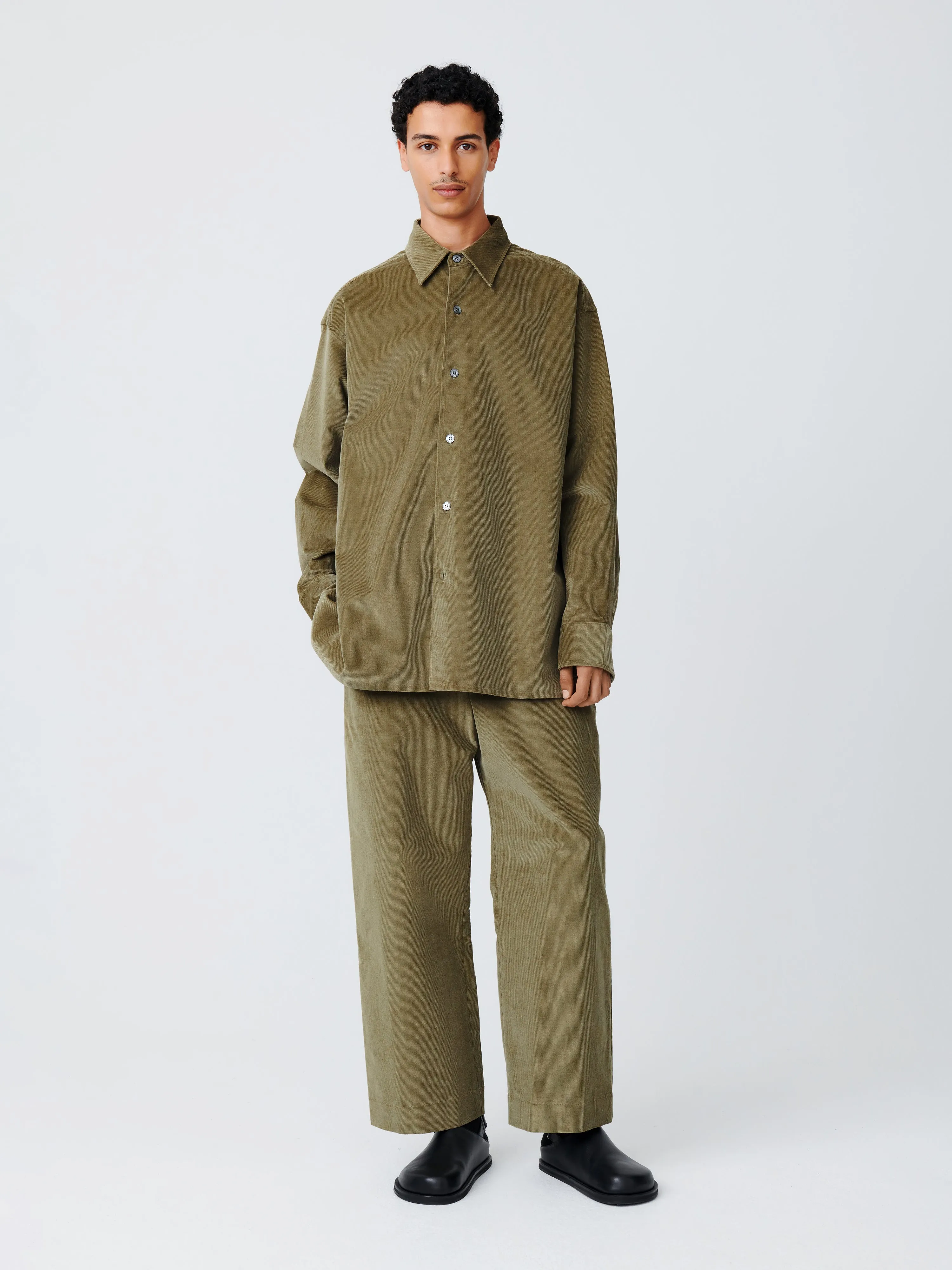 Mappe Corduroy Pant in Lichen