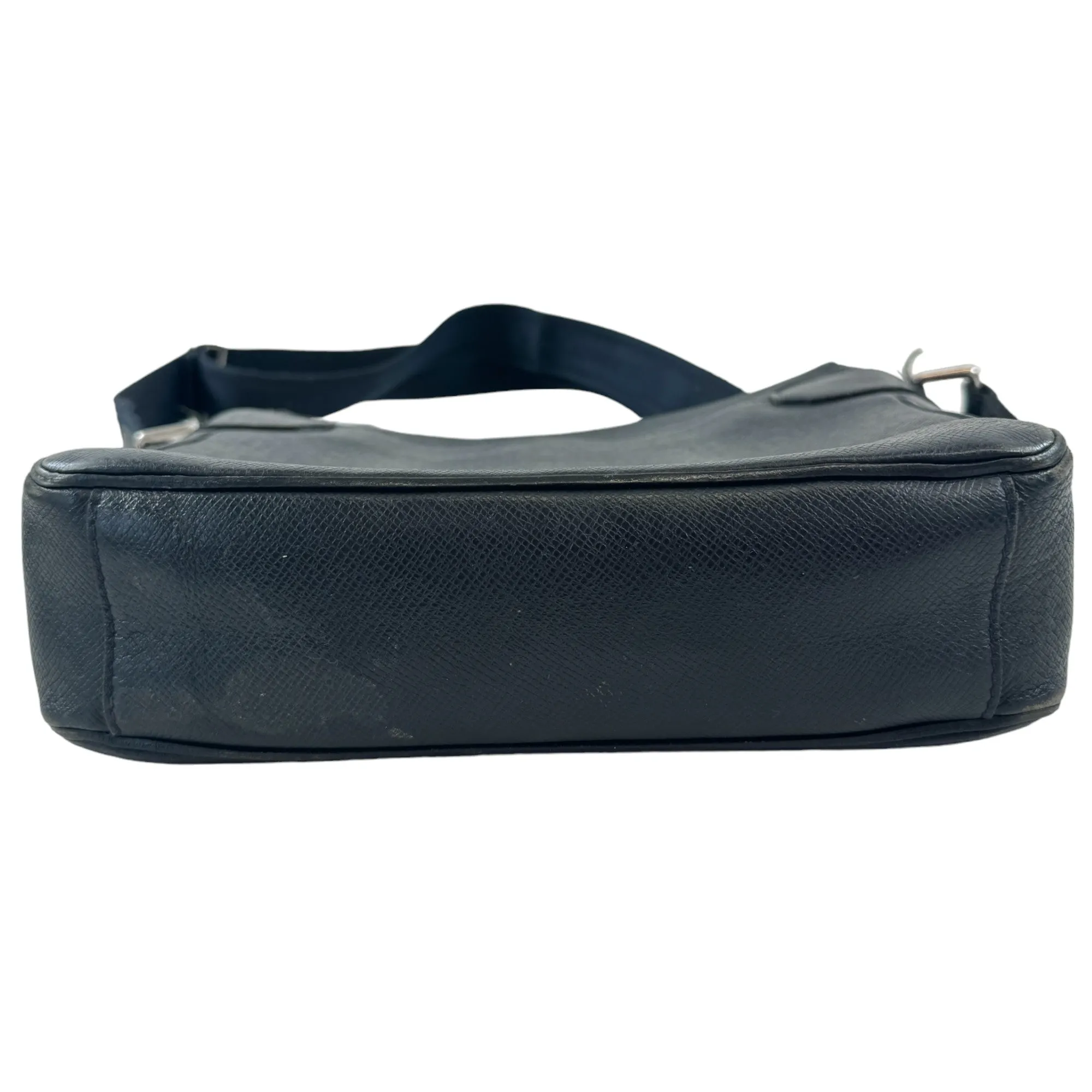 Men's Abbesses Messenger Bag Black