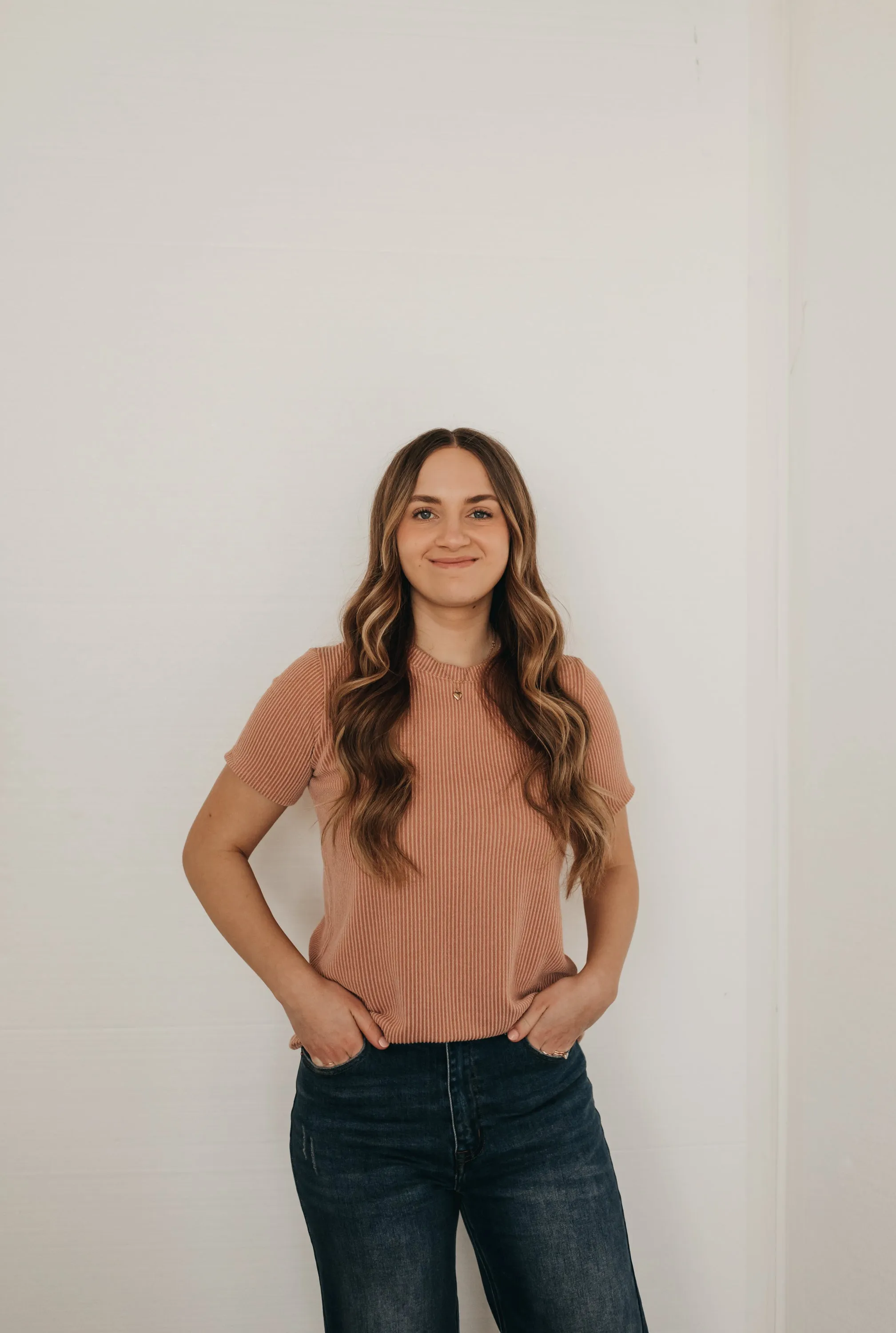 Ribbed Knit Tee in Mauve