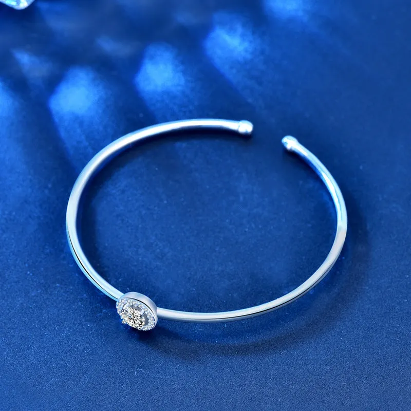 Round Wrap Open Moissanite Bracelet