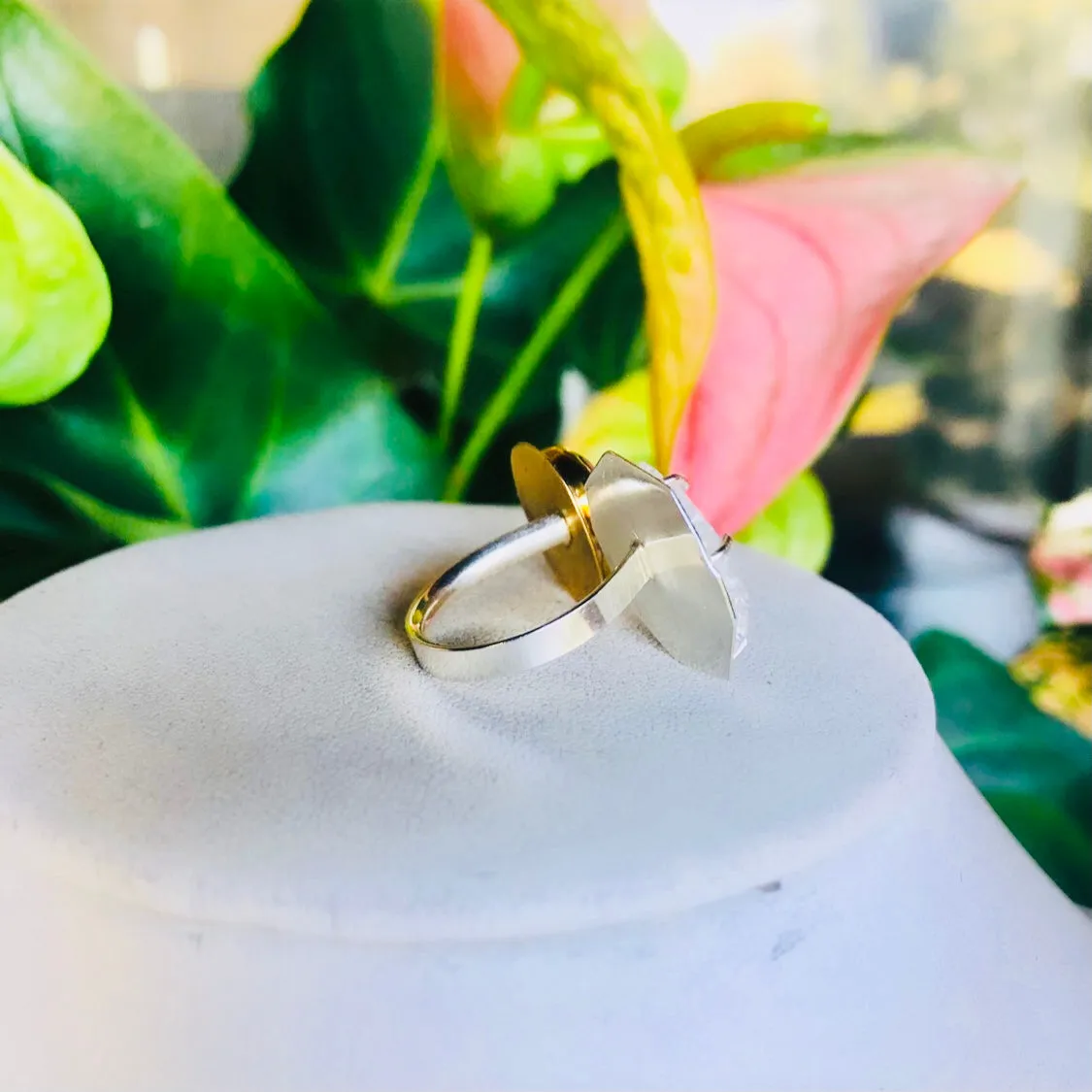 Sundial ring