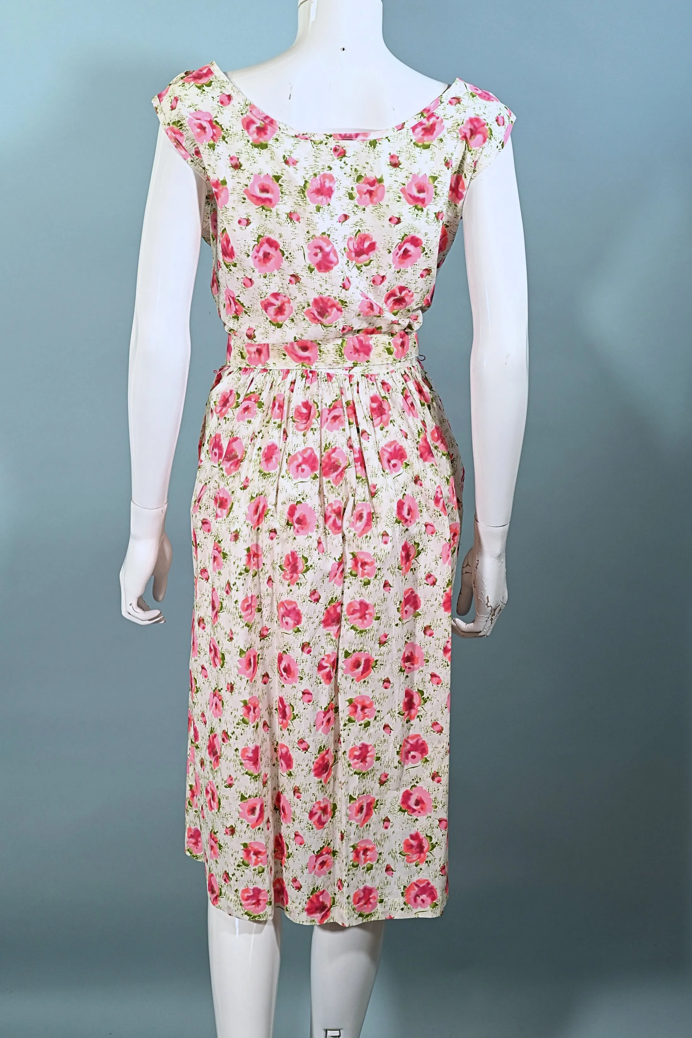 Vintage 50s Cotton Floral Print Dress   Belt   Pocket, 31" Waist