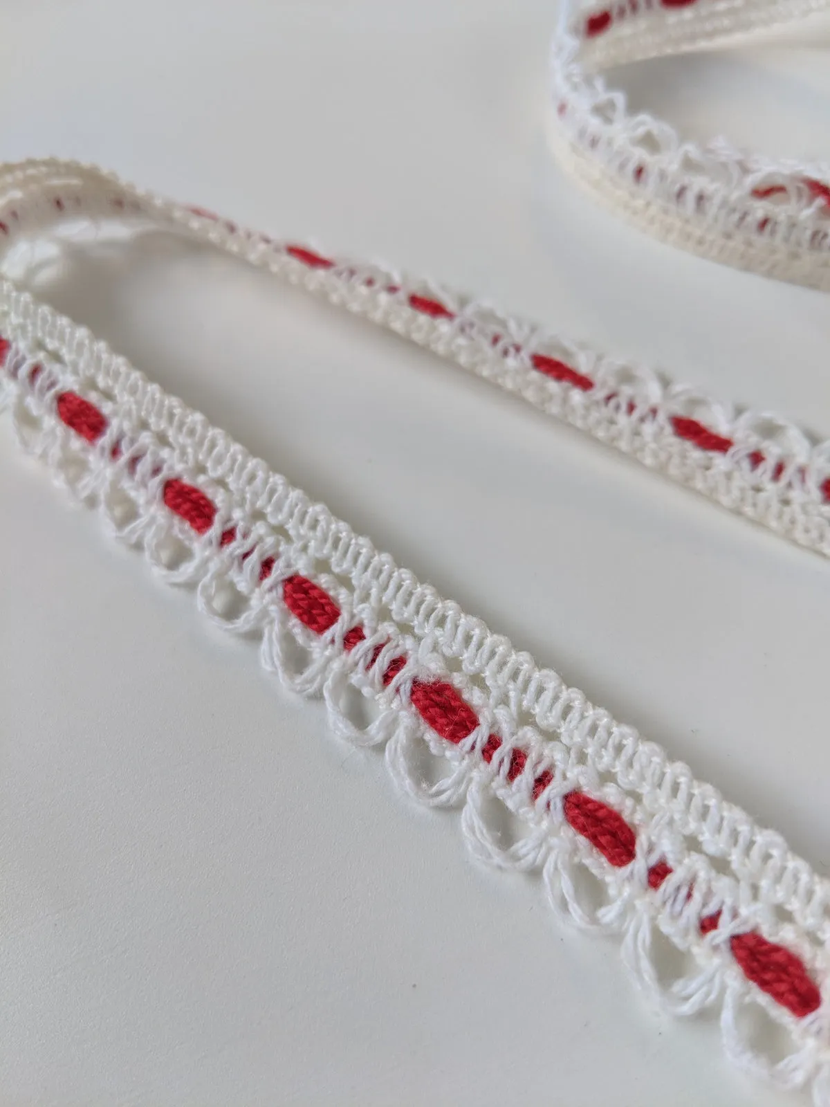 Vintage White Cotton Trim